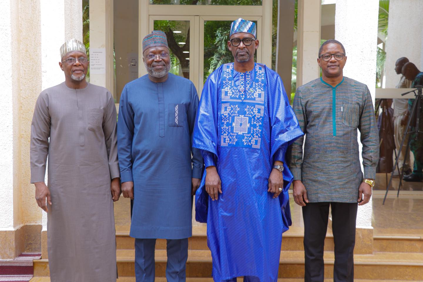 Vers une nouvelle collaboration : L'AES et la CEDEAO engagent des négociations décisives à Bamako  